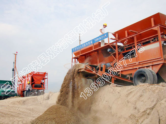 住宅樓基礎(chǔ)篩土機攪拌2:8灰土墊層施工方案